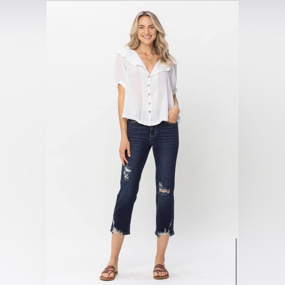 Judy Blue Mid Rise Destroyed hem Cropped Straight Jeans